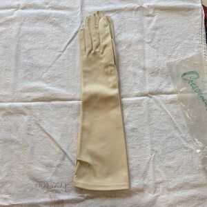 Vintage elegant Cream Long Gloves